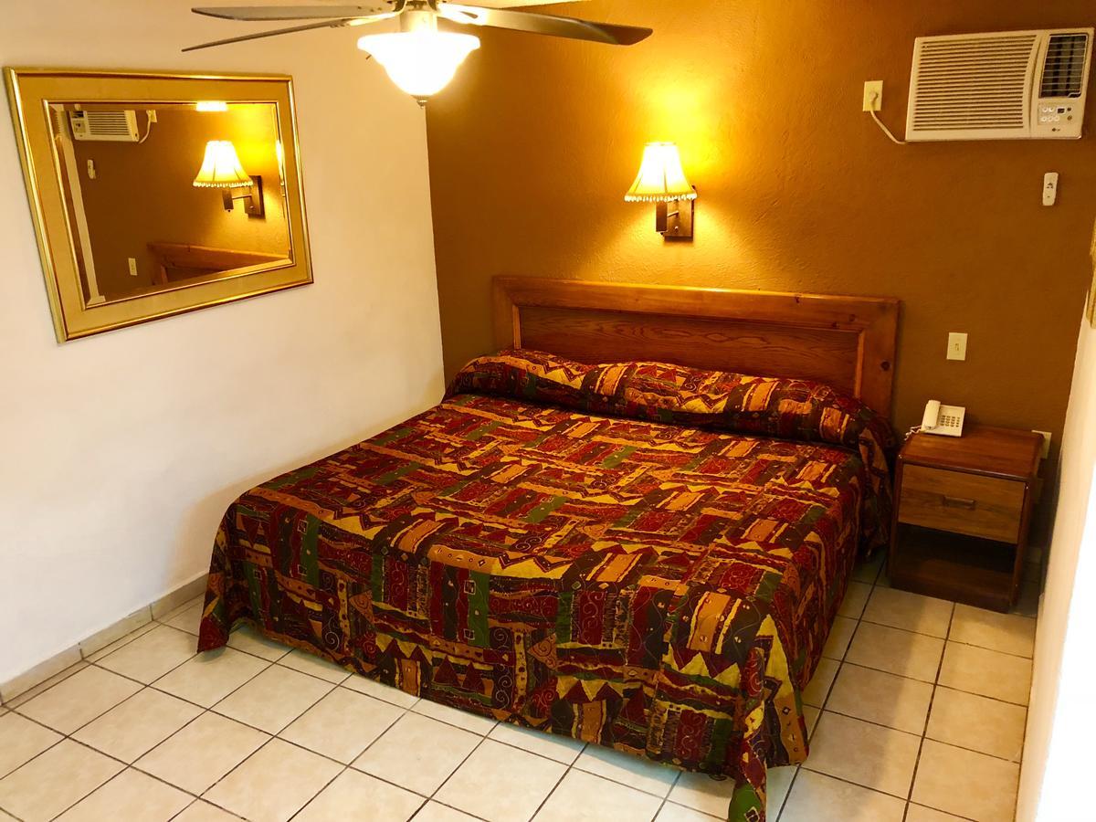 Hotel Posadas Del Ryal Ciudad Constitución Dış mekan fotoğraf